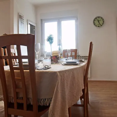 Seafront Dolores Apartment